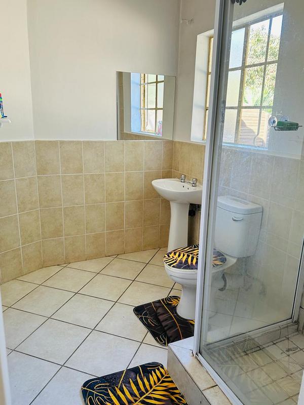 2 Bedroom Property for Sale in Robinpark Gauteng