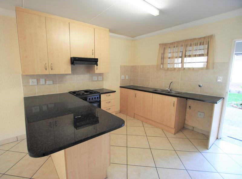 1 Bedroom Property for Sale in Paulshof Gauteng