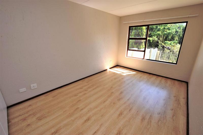 1 Bedroom Property for Sale in Paulshof Gauteng