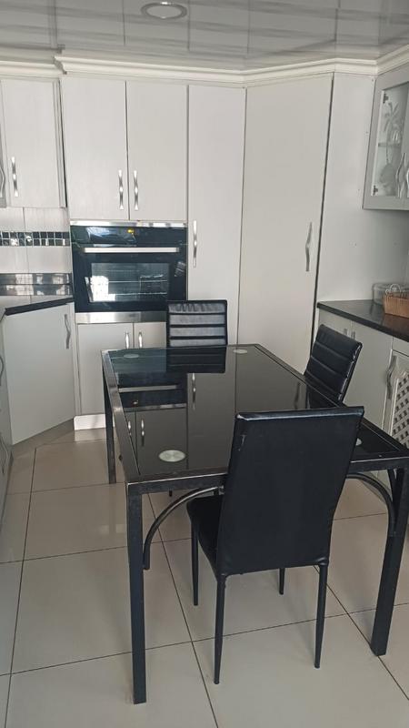 4 Bedroom Property for Sale in Moseleke East Gauteng