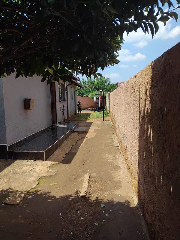 4 Bedroom Property for Sale in Vosloorus Gauteng