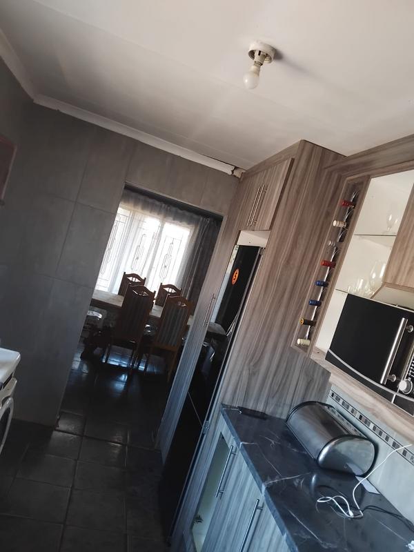 4 Bedroom Property for Sale in Vosloorus Gauteng