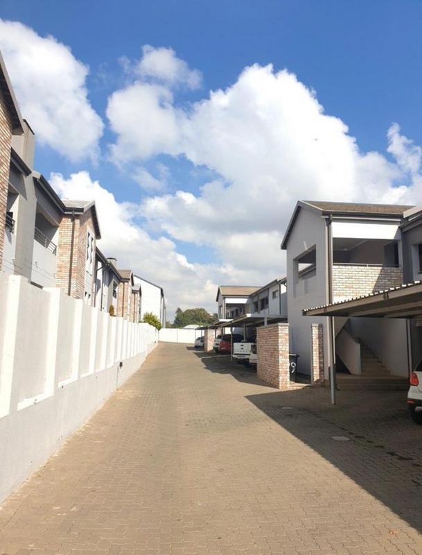 2 Bedroom Property for Sale in Rynfield Gauteng