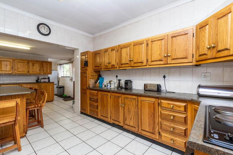 10 Bedroom Property for Sale in Witpoortjie Gauteng