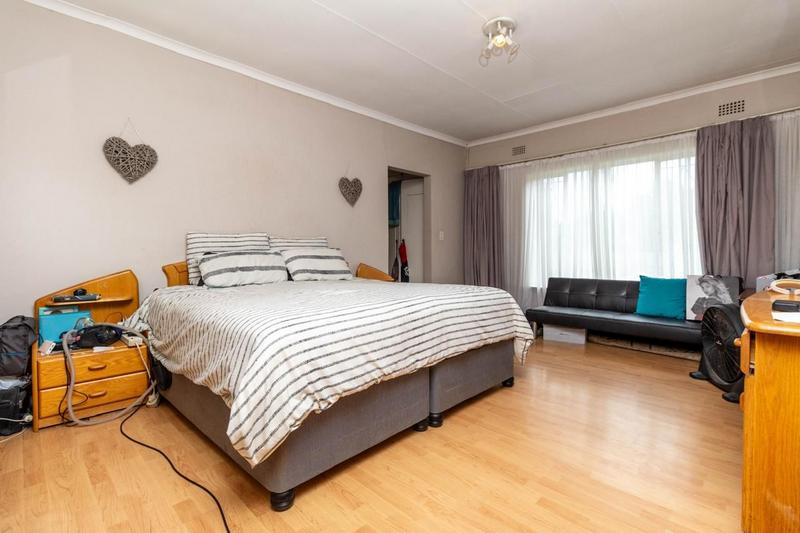 10 Bedroom Property for Sale in Witpoortjie Gauteng