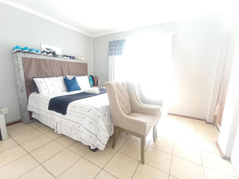 2 Bedroom Property for Sale in Willowbrook Gauteng