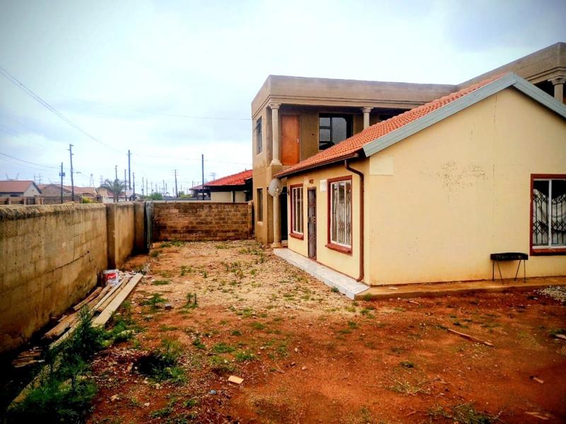 To Let 2 Bedroom Property for Rent in Protea Glen Gauteng