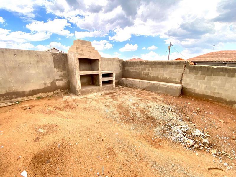 To Let 3 Bedroom Property for Rent in Toekomsrus Gauteng