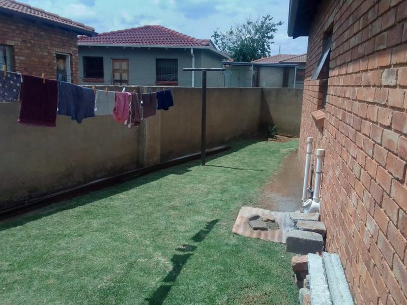2 Bedroom Property for Sale in Sharon Park Gauteng
