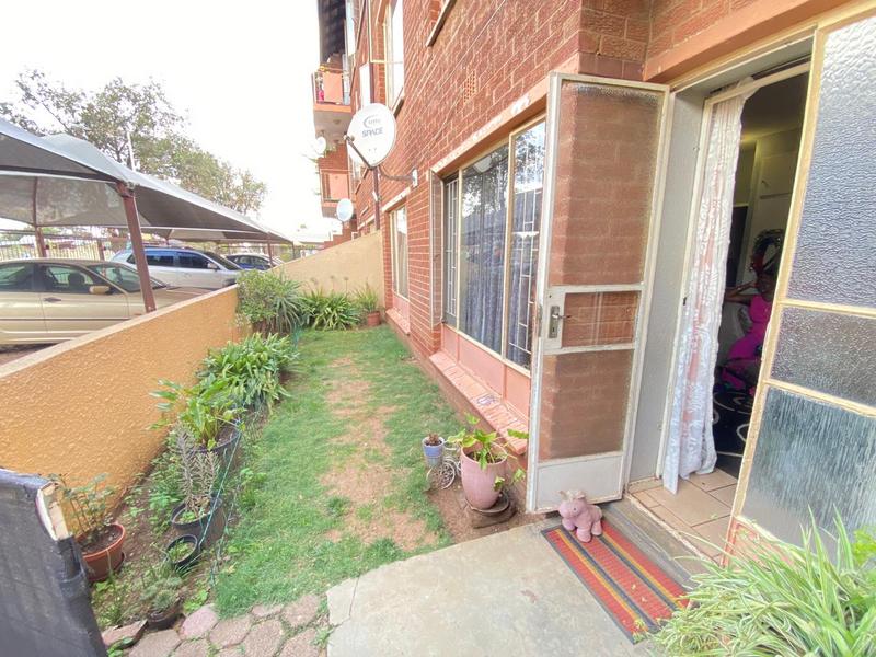 2 Bedroom Property for Sale in Witpoortjie Gauteng