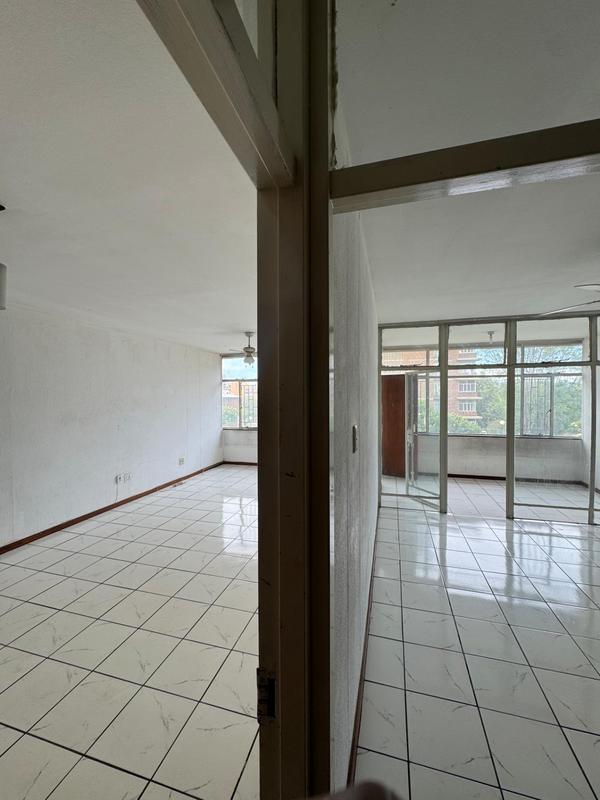 To Let 2 Bedroom Property for Rent in Sunnyside Gauteng