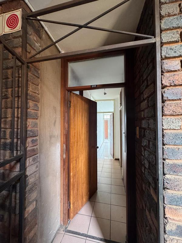 To Let 2 Bedroom Property for Rent in Sunnyside Gauteng