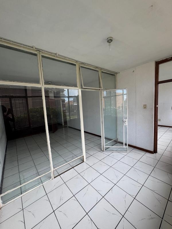 To Let 2 Bedroom Property for Rent in Sunnyside Gauteng