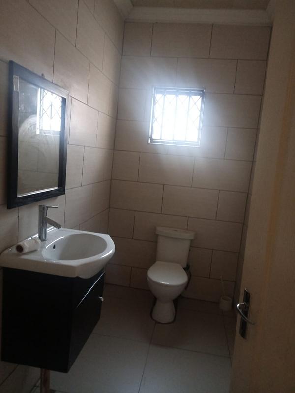 4 Bedroom Property for Sale in Windmill Park Gauteng