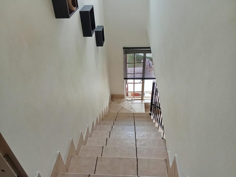 2 Bedroom Property for Sale in Halfway Gardens Gauteng
