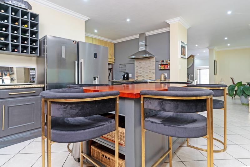 To Let 5 Bedroom Property for Rent in Stratford Gauteng