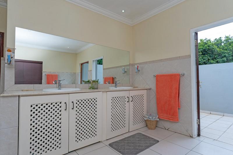 To Let 5 Bedroom Property for Rent in Stratford Gauteng