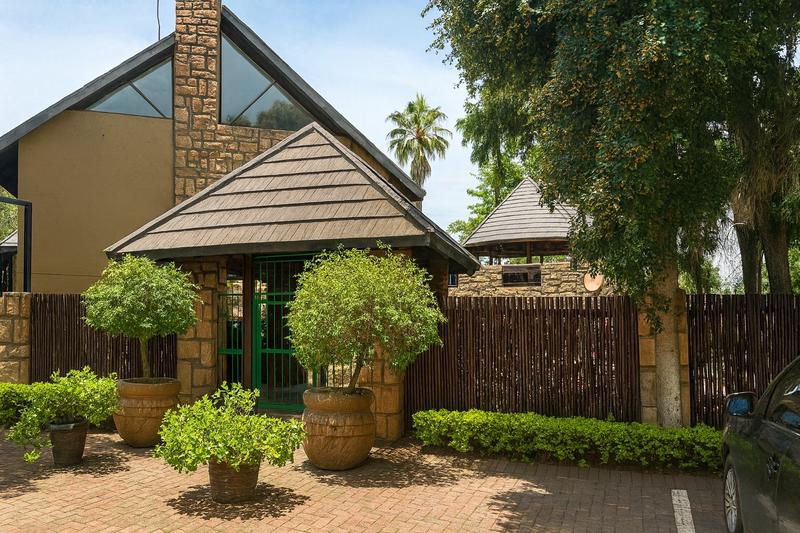 2 Bedroom Property for Sale in Douglasdale Gauteng
