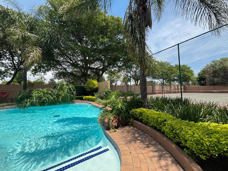 2 Bedroom Property for Sale in Douglasdale Gauteng