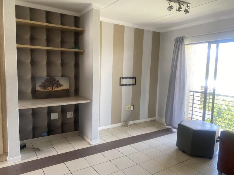 2 Bedroom Property for Sale in The Paddocks Gauteng