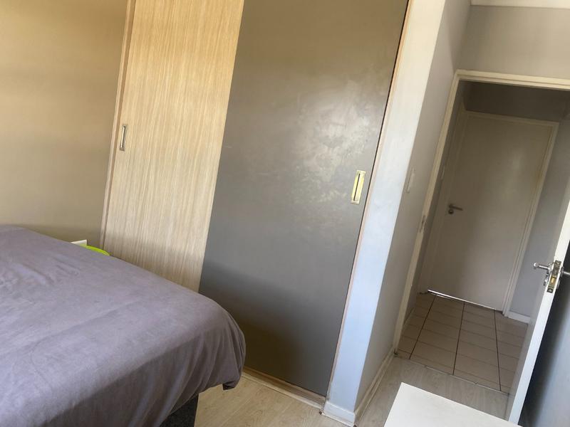 2 Bedroom Property for Sale in The Paddocks Gauteng