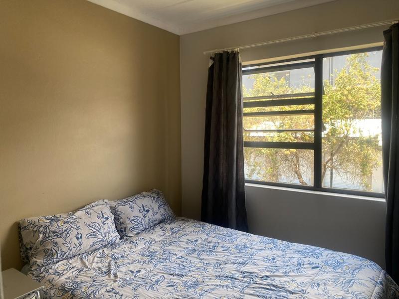 2 Bedroom Property for Sale in The Paddocks Gauteng