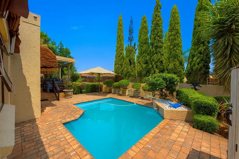 3 Bedroom Property for Sale in Lonehill Gauteng