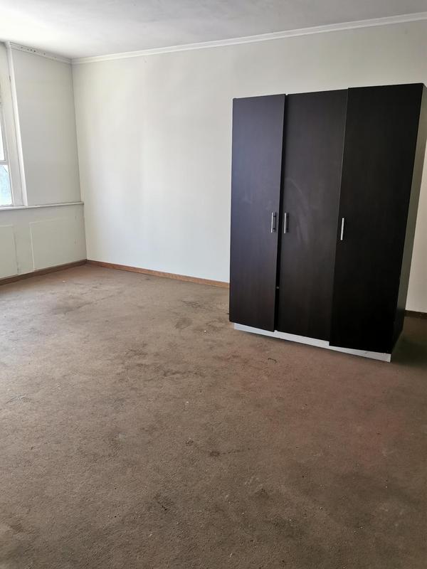 1 Bedroom Property for Sale in Johannesburg Central Gauteng