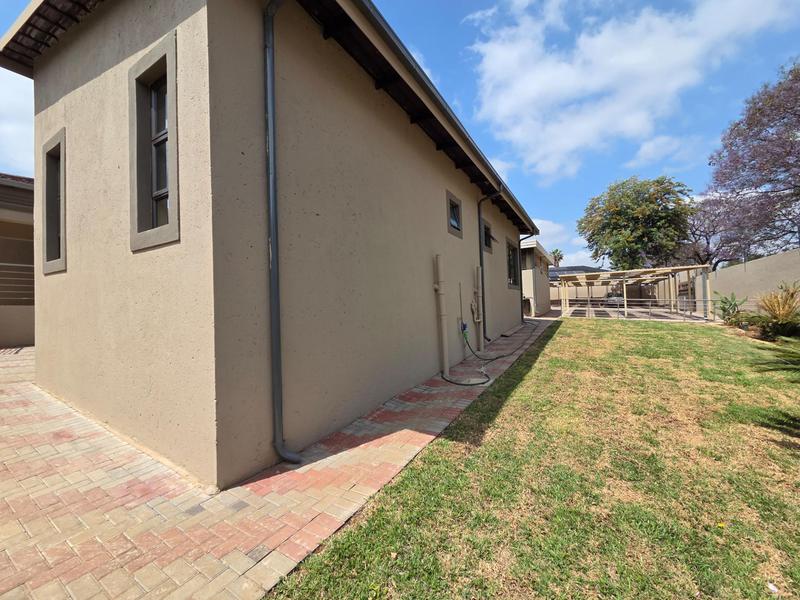 To Let 2 Bedroom Property for Rent in Erasmia Gauteng