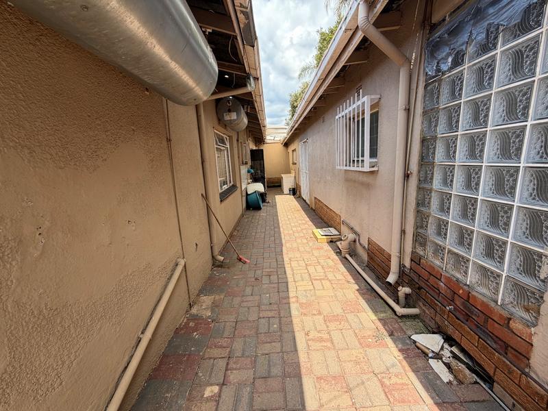 3 Bedroom Property for Sale in Laudium Gauteng