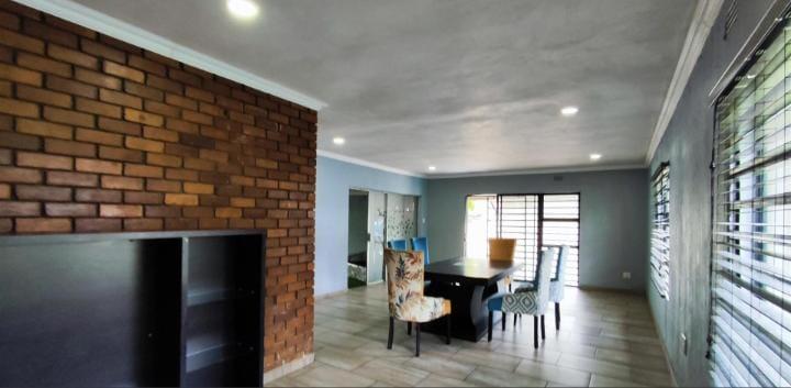 3 Bedroom Property for Sale in Sunward Park Gauteng