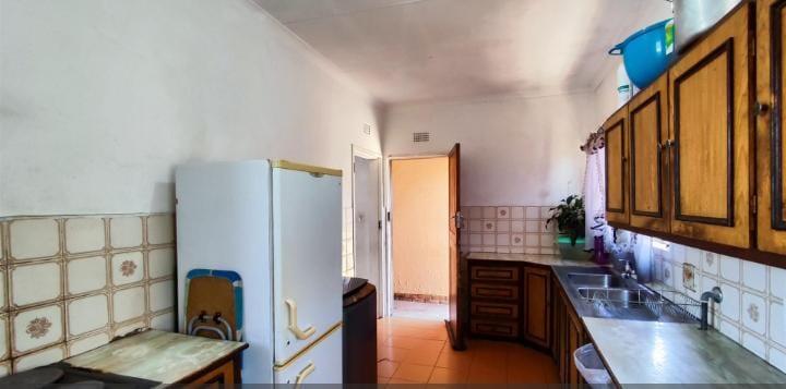 5 Bedroom Property for Sale in Birch Acres Gauteng