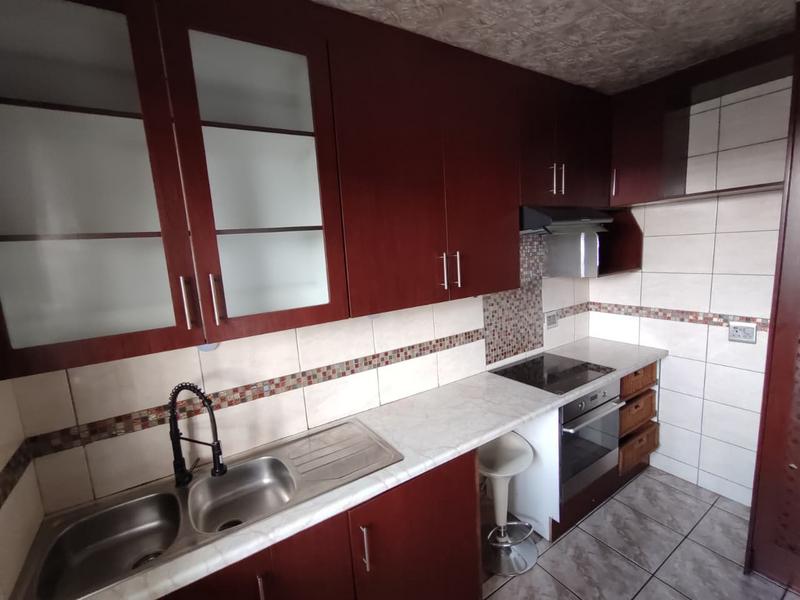 2 Bedroom Property for Sale in Alliance Gauteng