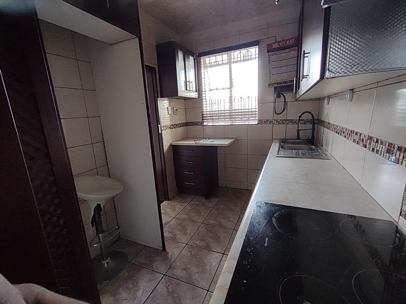 2 Bedroom Property for Sale in Alliance Gauteng