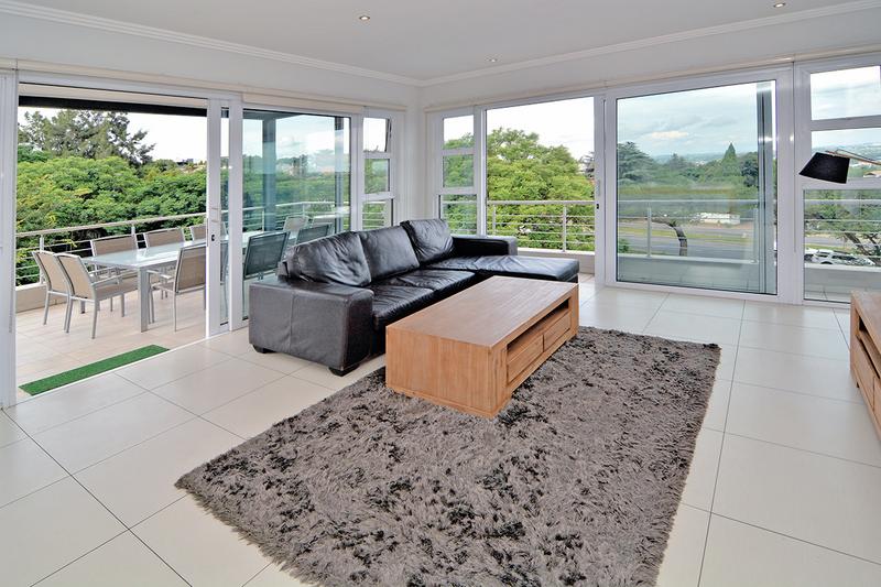 To Let 4 Bedroom Property for Rent in Bryanston Gauteng