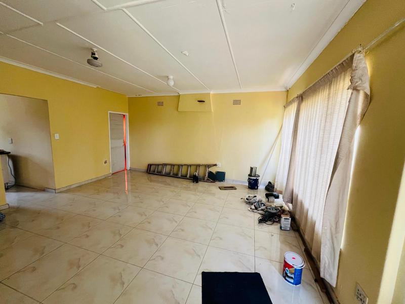 To Let 4 Bedroom Property for Rent in Dinwiddie Gauteng