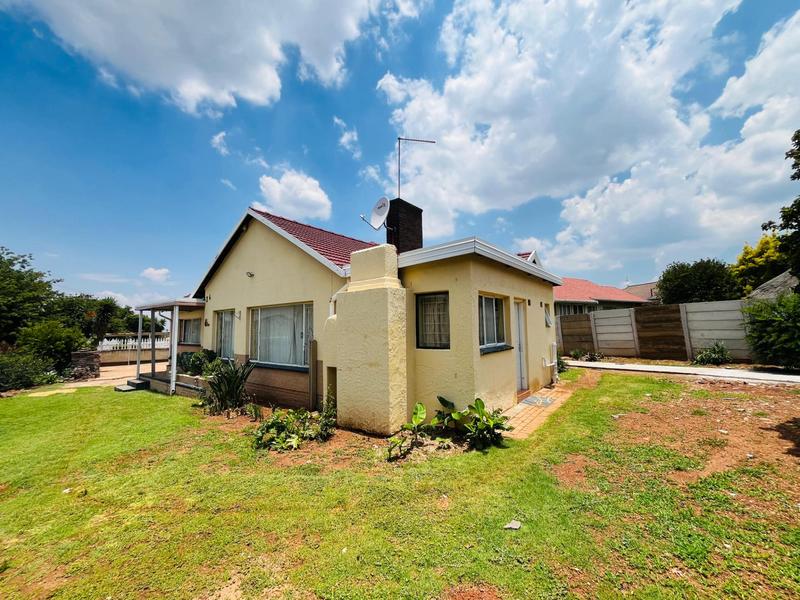To Let 4 Bedroom Property for Rent in Dinwiddie Gauteng