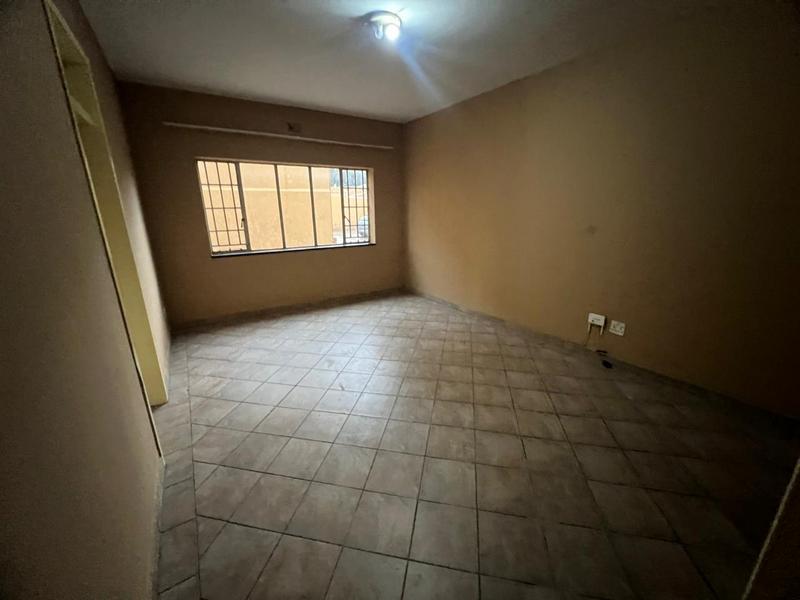 2 Bedroom Property for Sale in Forest Hill Gauteng