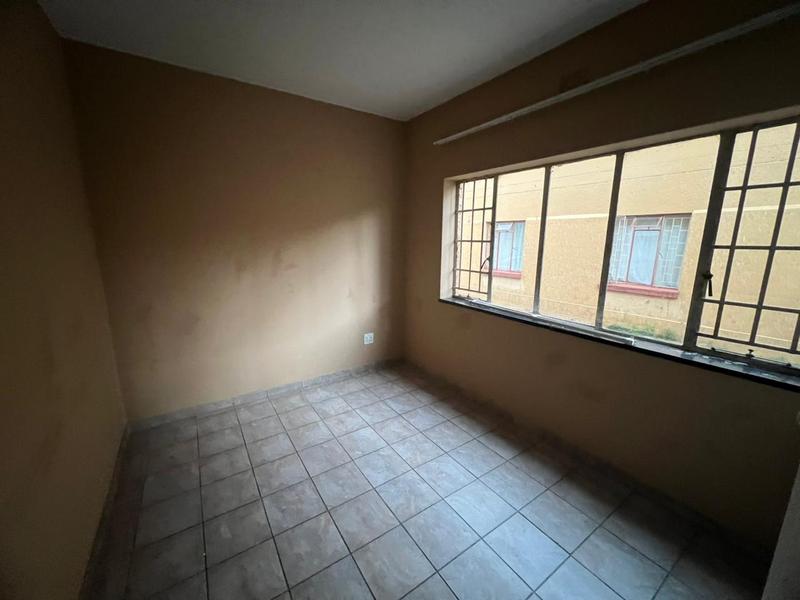 2 Bedroom Property for Sale in Forest Hill Gauteng