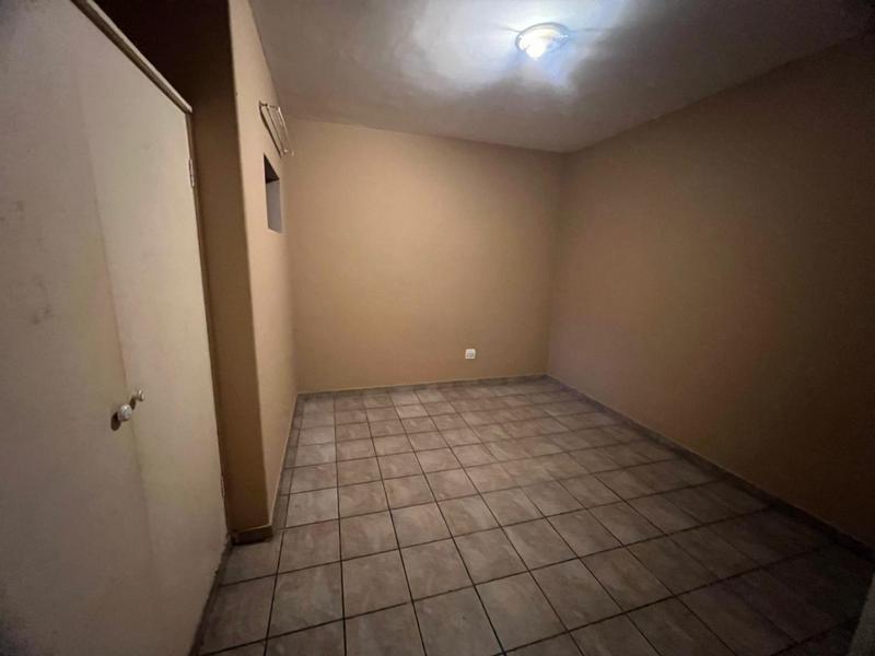 2 Bedroom Property for Sale in Forest Hill Gauteng