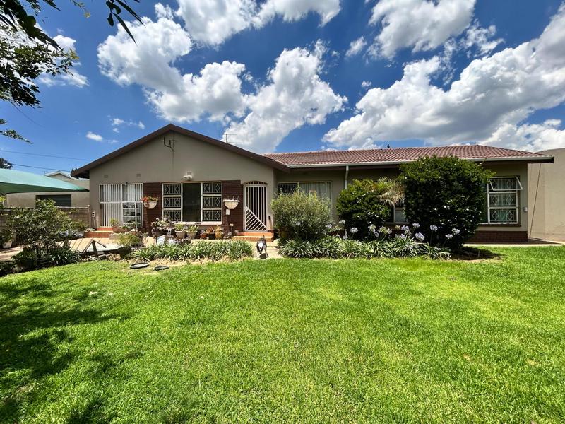 4 Bedroom Property for Sale in Rynfield Gauteng