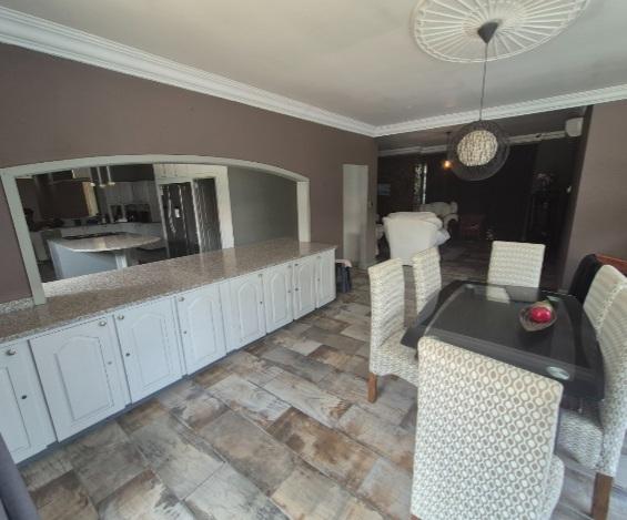 6 Bedroom Property for Sale in Boksburg Gauteng