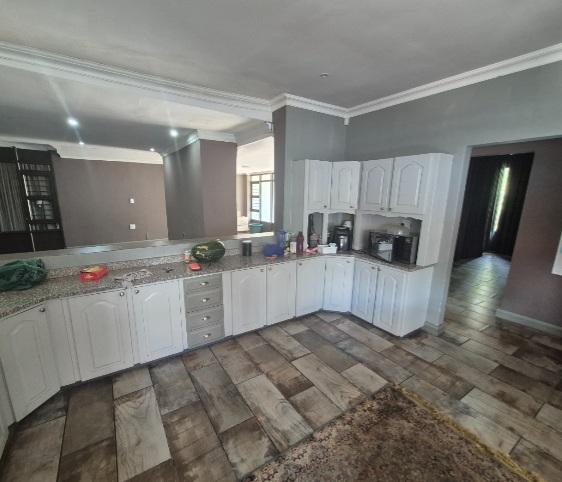 6 Bedroom Property for Sale in Boksburg Gauteng