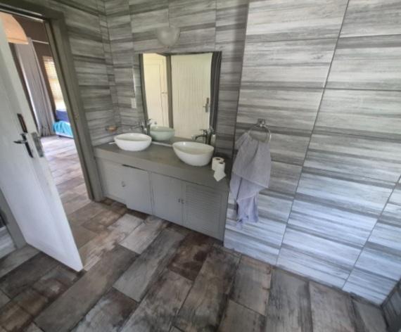 6 Bedroom Property for Sale in Boksburg Gauteng