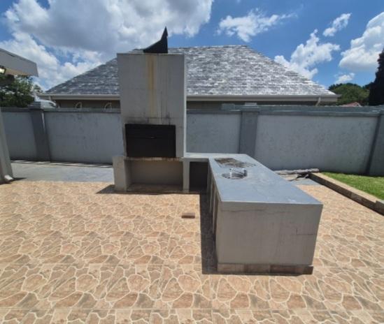 6 Bedroom Property for Sale in Boksburg Gauteng