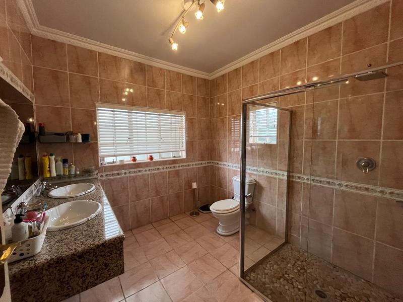 5 Bedroom Property for Sale in Webber Gauteng
