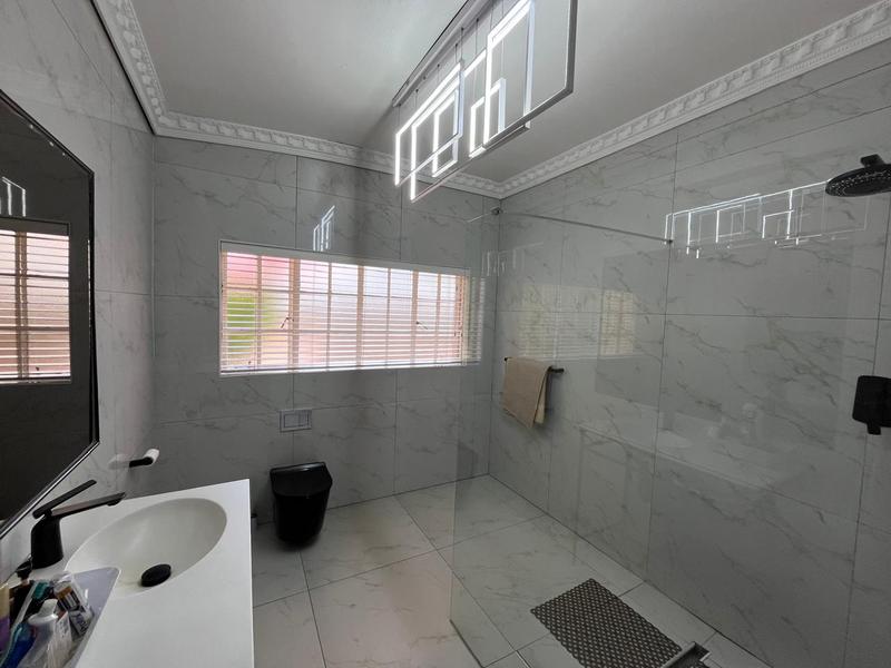 5 Bedroom Property for Sale in Webber Gauteng