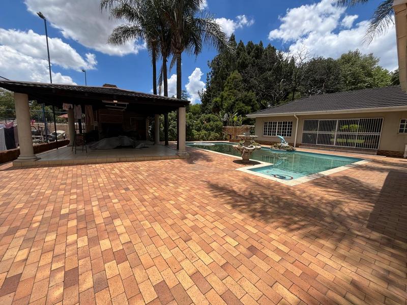 5 Bedroom Property for Sale in Webber Gauteng