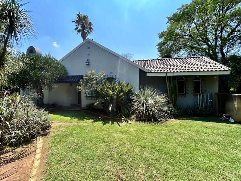 4 Bedroom Property for Sale in Selcourt Gauteng