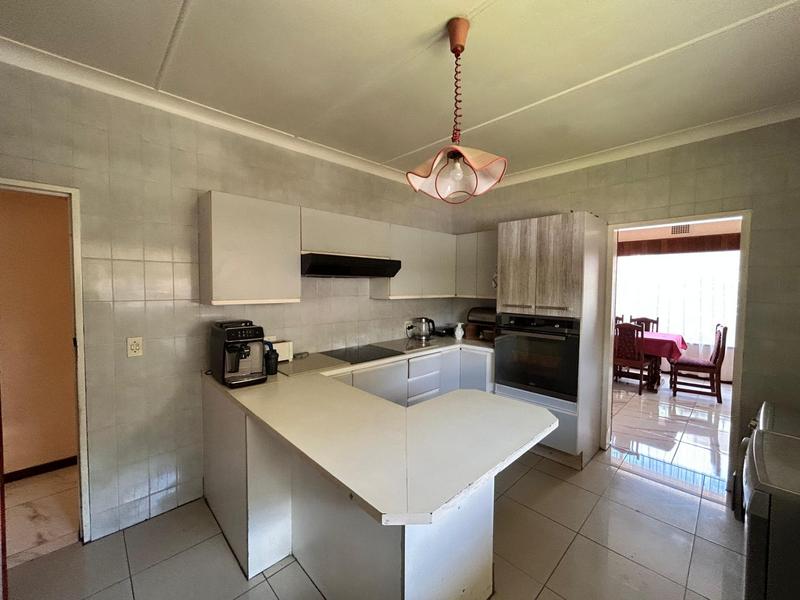 4 Bedroom Property for Sale in Selcourt Gauteng